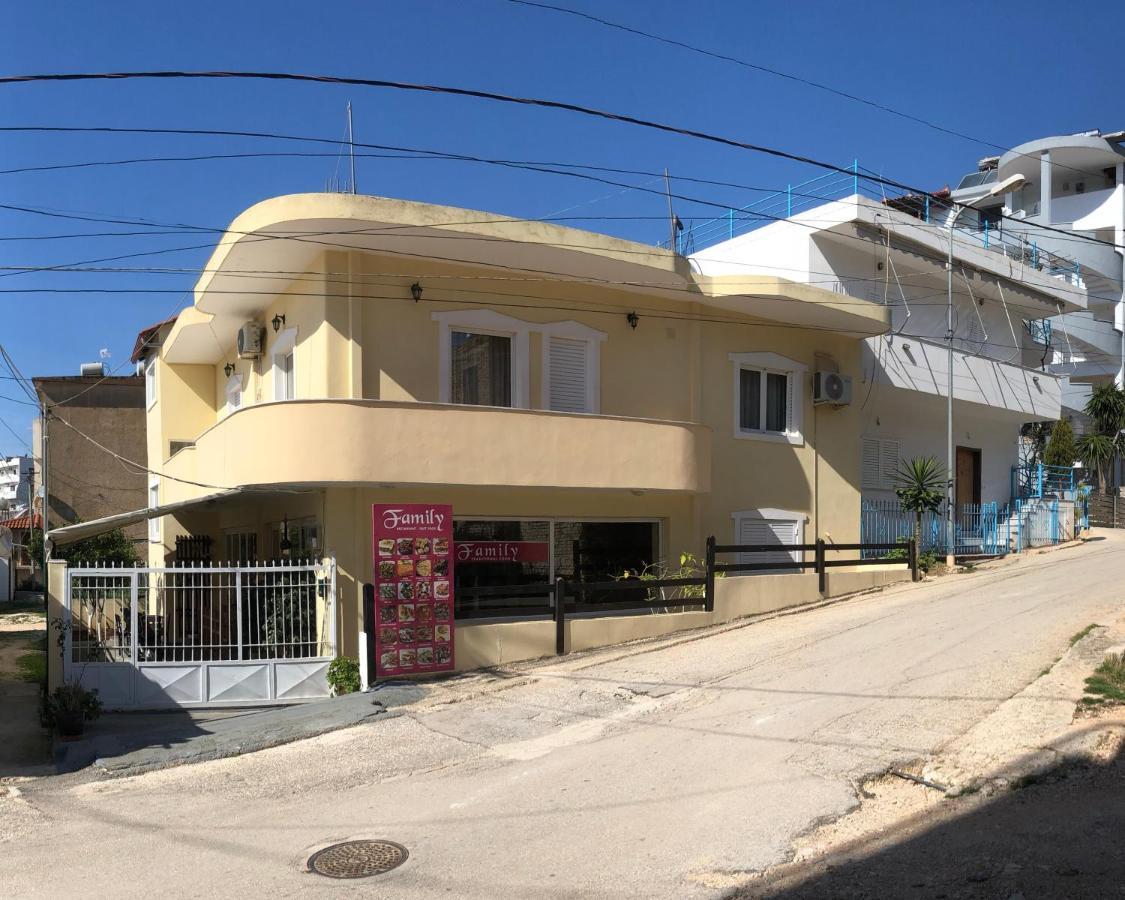 Vila La Tuna Lägenhet Ksamil Exteriör bild